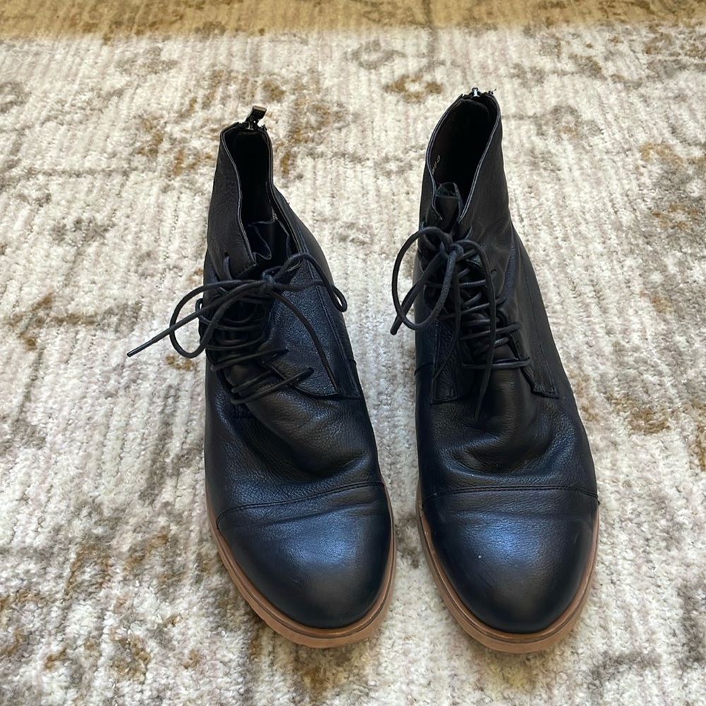 Chamaripa black ankle boots for men